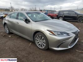 Lexus ES 2019 3