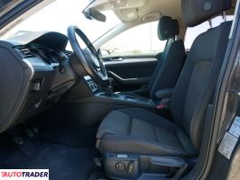 Volkswagen Passat 2018 2.0 150 KM