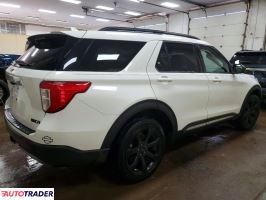Ford Explorer 2022 2