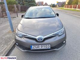 Toyota Avensis 2018 1.8 100 KM