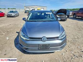 Volkswagen Golf 2021 1