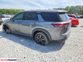Nissan Pathfinder 2022 3