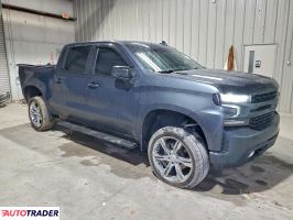 Chevrolet Silverado 2021 3