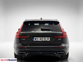 Volvo V60 2021 2.0 197 KM