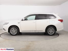 Mitsubishi Outlander 2020 2.4 221 KM Mitsubishi Outlander 2020 2.4 221 KM