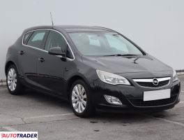 Opel Astra - zobacz ofertę