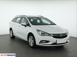 Opel Astra 2016 1.4 123 KM