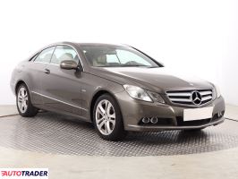 Mercedes E-klasa 2009 2.1 201 KM