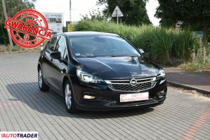 Opel Astra - zobacz ofertę