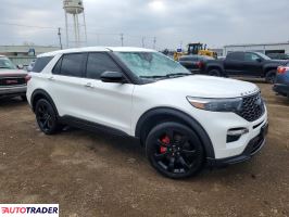 Ford Explorer 2022 3