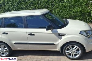 Kia Soul 2010 1.6 128 KM