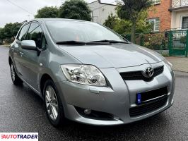 Toyota Auris 2009 1.4 90 KM Toyota Auris 2009 1.4 90 KM
