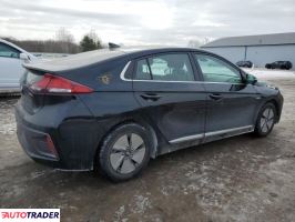 Hyundai IONIQ Hybrid 2020 1