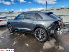 Audi Q8 2021 3