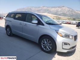 Kia Sedona 2019 3