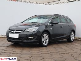 Opel Astra 2014 1.6 108 KM