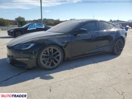 Tesla Model S - zobacz ofertę