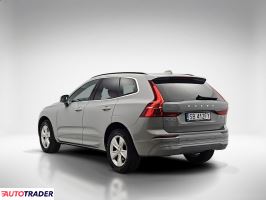 Volvo XC60 2024 2.0 197 KM