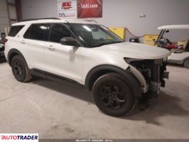 Ford Explorer 2022 2