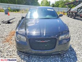 Chrysler 300C 2021 3