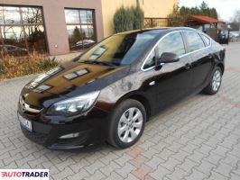 Opel Astra 2017 1.4 140 KM