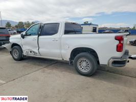 Chevrolet Silverado 2021 3