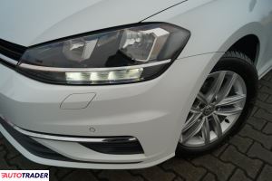 Volkswagen Golf 2019 1.0 110 KM