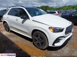 Mercedes GL 2024 2 Mercedes GL 2024 2