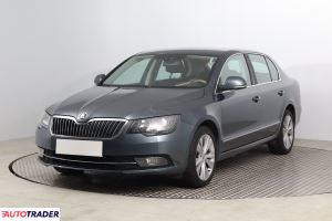 Skoda Superb 2014 2.0 138 KM