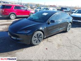 Tesla Model 3 2025