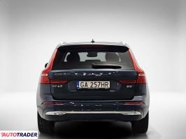 Volvo XC60 2022 2.0 250 KM