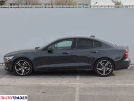 Volvo S60 2020 2.0 246 KM