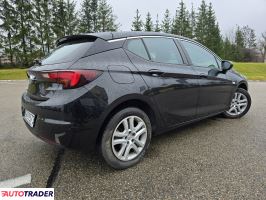 Opel Astra 2019 1.4 150 KM