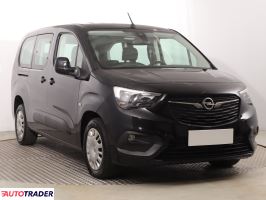Opel Combo 2019 1.5 128 KM