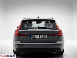 Volvo V60 2021 2.0 163 KM
