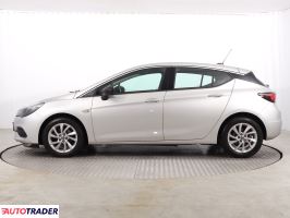 Opel Astra 2021 1.2 143 KM