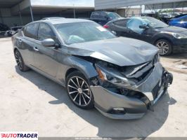 Nissan Altima - zobacz ofertę