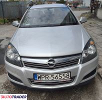 Opel Astra 2012 1.6 115 KM