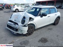 Austin Mini 2025 2