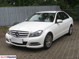 Mercedes C-klasa 2012 1.8 181 KM