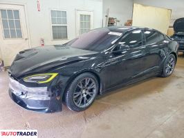 Tesla Model S - zobacz ofertę