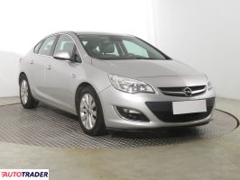 Opel Astra 2012 1.7 108 KM