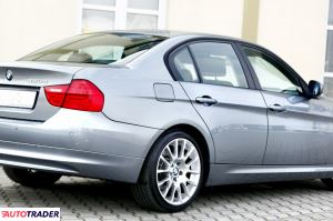 BMW 320 2009 2.0 177 KM