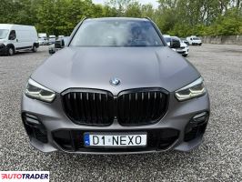 BMW X5 2019 3.0 265 KM