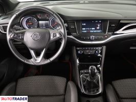 Opel Astra 2017 1.6 197 KM