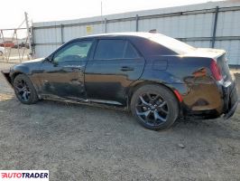 Chrysler 300C 2023 3