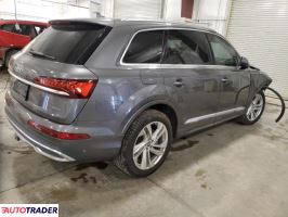 Audi Q7 2020 3