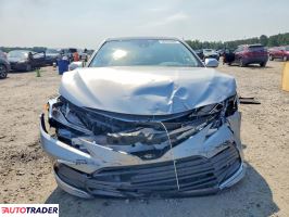 Toyota Camry 2023 3