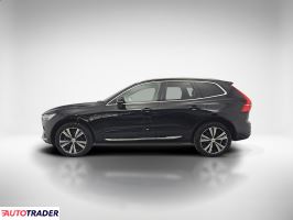 Volvo XC60 2023 2.0 235 KM