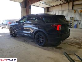 Ford Explorer 2022 3